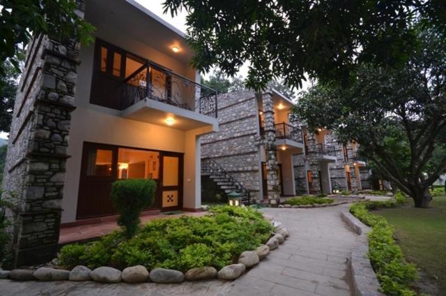 Corbett Suman Grand Hotel Corbett National Park Exterior photo